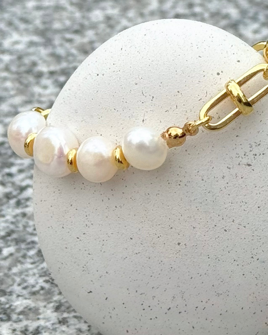 Modern Pearl Bracelet