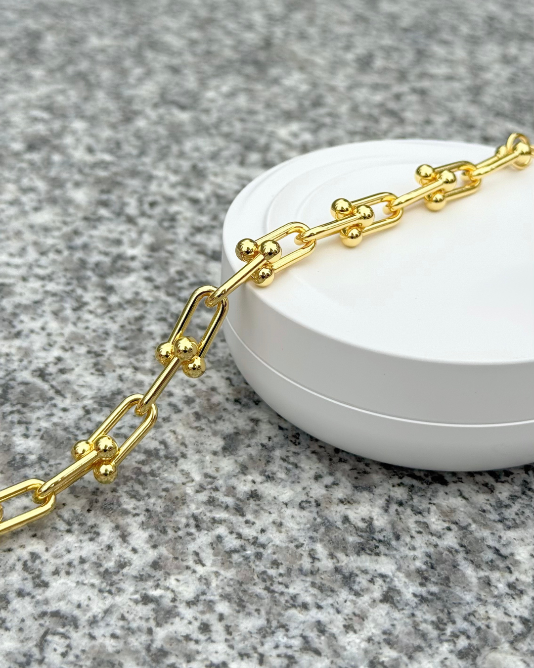 U-shaped Chunky Bracelet
