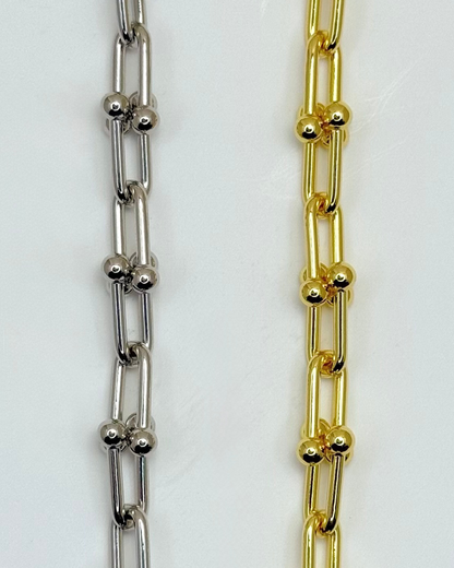 U-shaped Chunky Bracelet