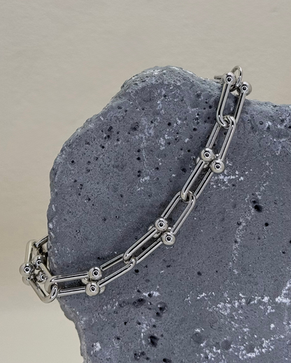 U-shaped Chunky Bracelet