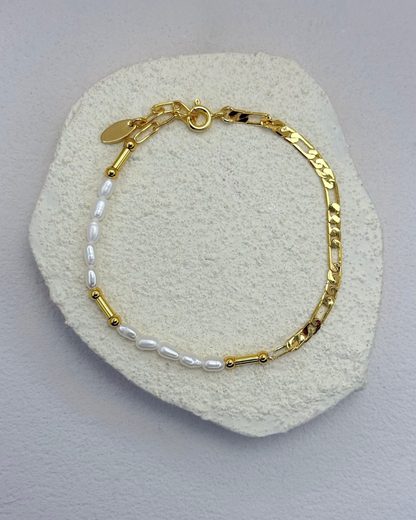 Vintage Pearl Figaro Bracelet