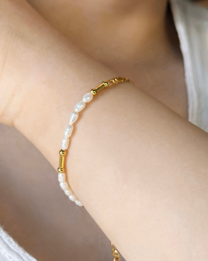 Vintage Pearl Figaro Bracelet