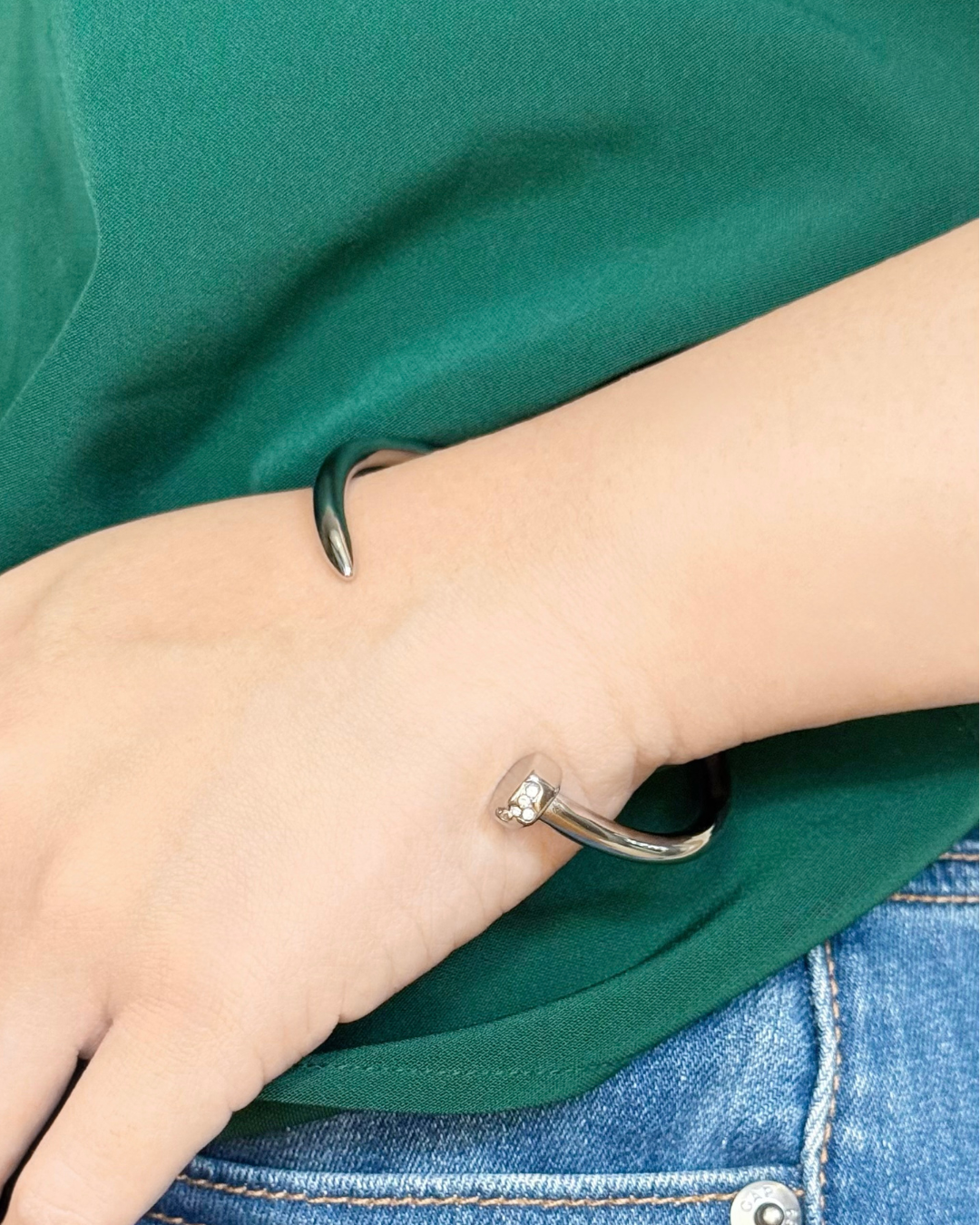 Screw Tapered Rivet Open Bangle