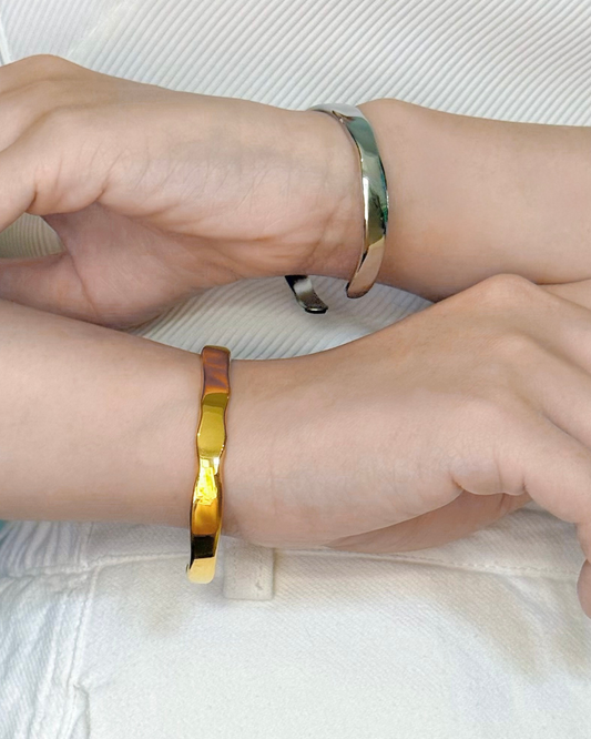 不規則弧邊粗手鈪