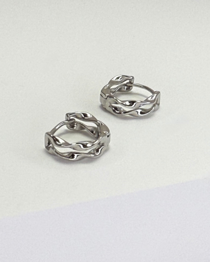 Wavy Double Hoop Earrings