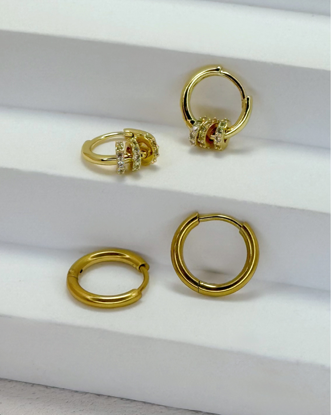 Classic & Cubic Zirconia Huggie Earrings Set