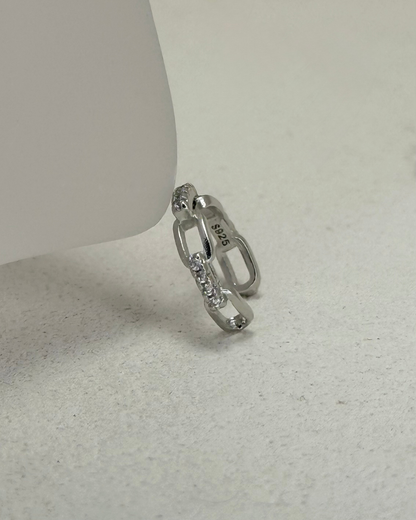 Chain Link Ear Cuff
