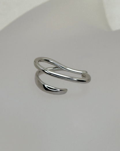 Modern Abstract Wave Ear Cuff