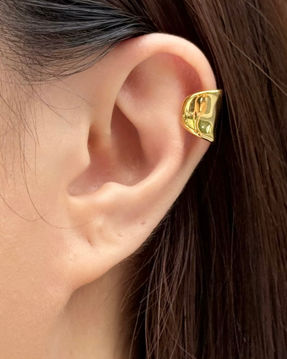 Chunky Tube Ear Cuff