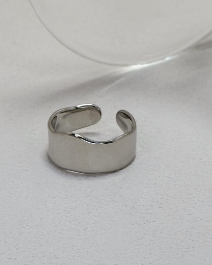 Curved Open Ring