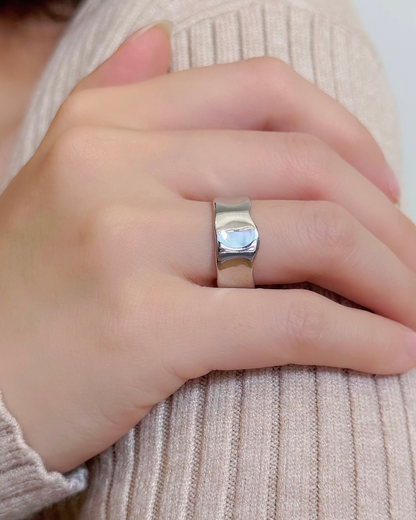 Curved Open Ring