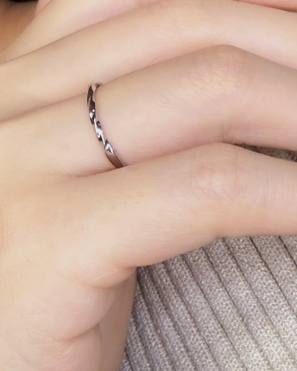 扭紋素圈開口戒指